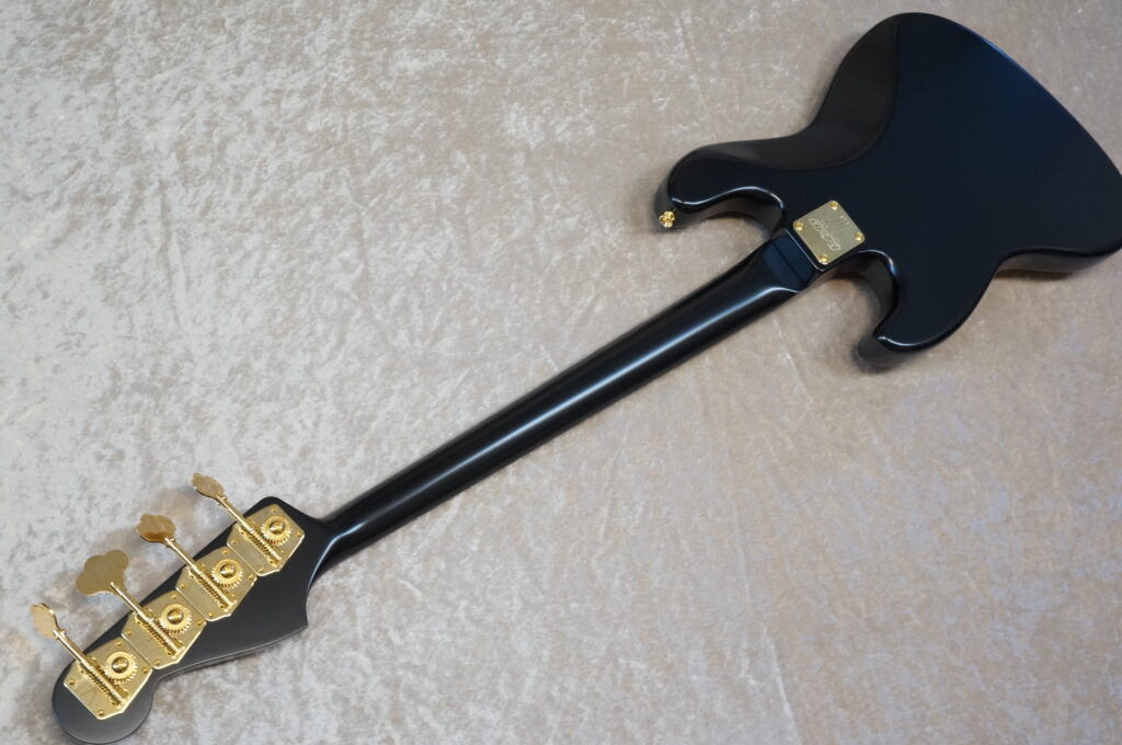 GUITAR WORKS ベース プレベ ボディ 黒 加工済ボディー アルダー